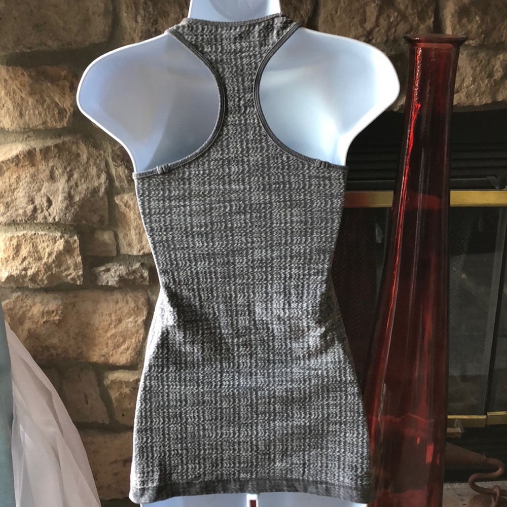 LULULEMON  RACERBACK TOP - Picture 4 of 5